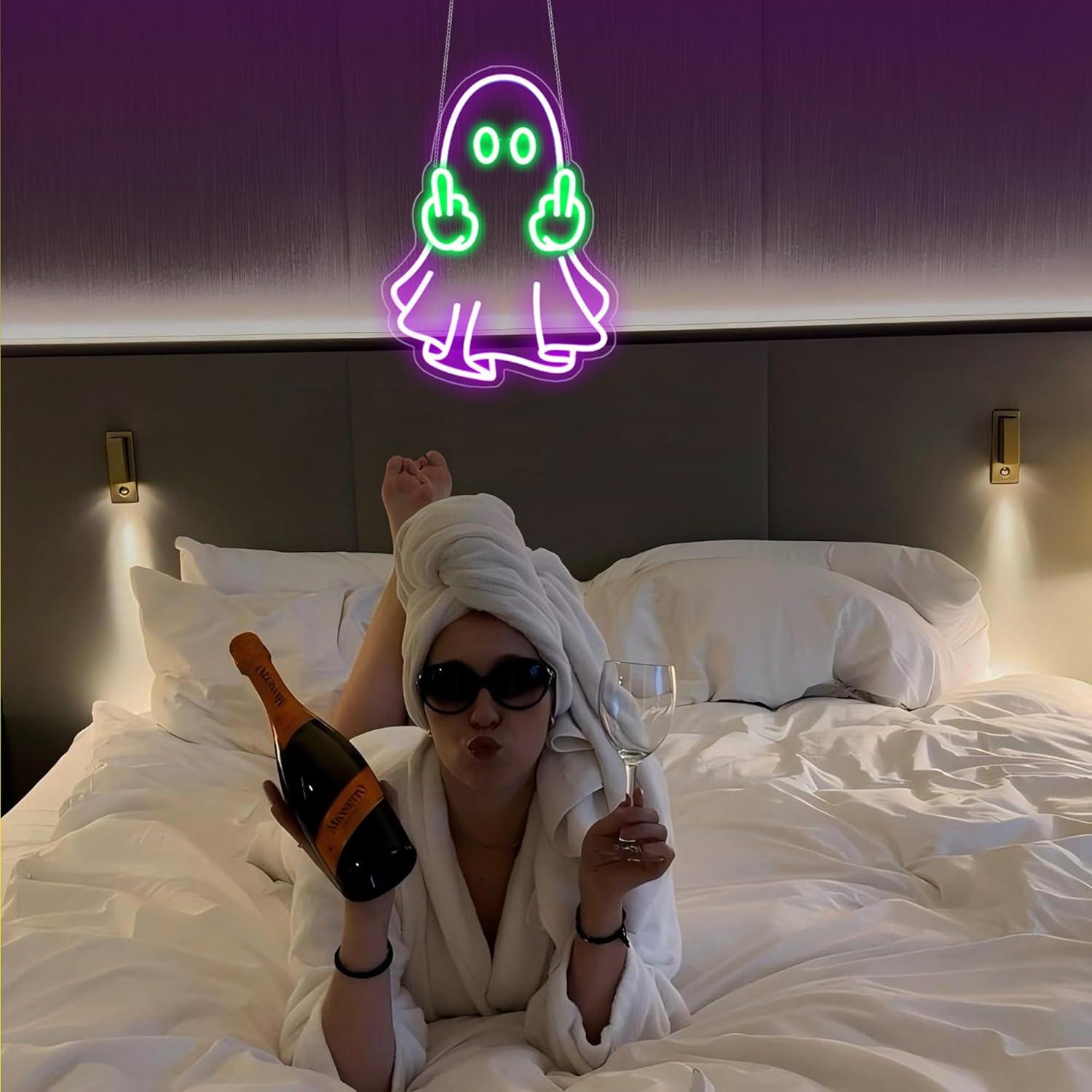 Ghost Neon Sign USB Powered LE - Home Bar Signs 评论和价格
